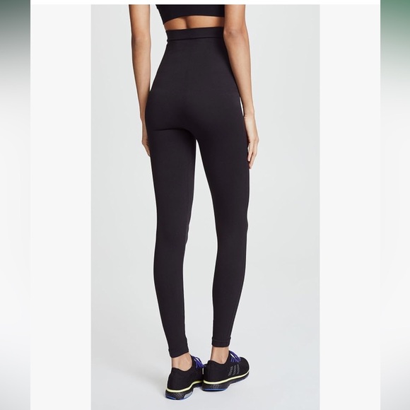 NEW SPANX Women's High Waisted Tummy Control Look at Me Now Black Leggings Med - Picture 3 of 9